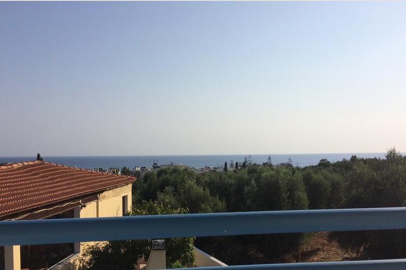 הרסוניסוס Mareva Hotel Apartments מראה חיצוני תמונה